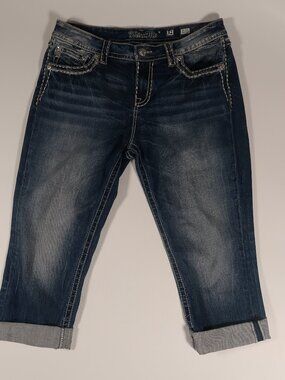 Miss Me Easy Mid Rise Bootcut Jeans 31 Distressed Embroidered Rhinestone 814EC27